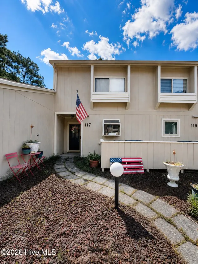 117 Quarterdeck Townes, New Bern, NC 28562