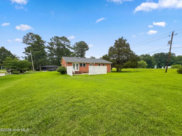 2401 N Hills Drive, New Bern, NC 28562