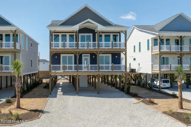113 Lacosta Place, North Topsail Beach, NC 28460