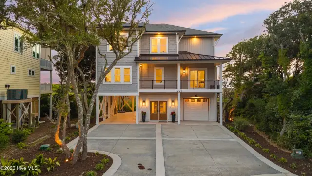 221 Porto Vista Drive, North Topsail Beach, NC 28460