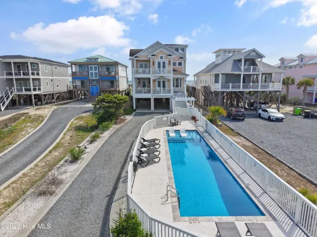 6925 Kings Lynn Drive, Oak Island, NC 28465