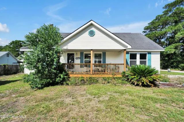 7292 Lula Street SW, Ocean Isle Beach, NC 28469