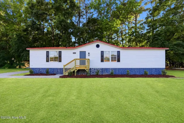211 Duck Ridge Drive, Pikeville, NC 27863