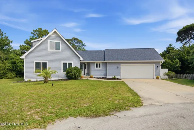 312 Pine Knoll Circle, Pine Knoll Shores, NC 28512