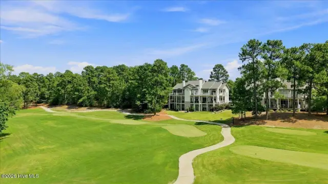 240 Cochrane Castle Circle Apt E, Pinehurst, NC 28374