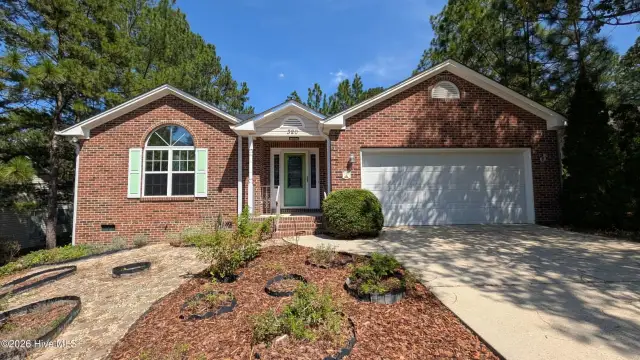320 Fox Run Road, Pinehurst, NC 28374