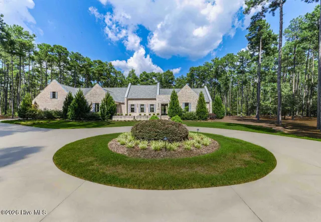 40 Cherry Hill Drive, Pinehurst, NC 28374