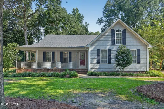264 Gooseneck Road W, Rocky Point, NC 28457