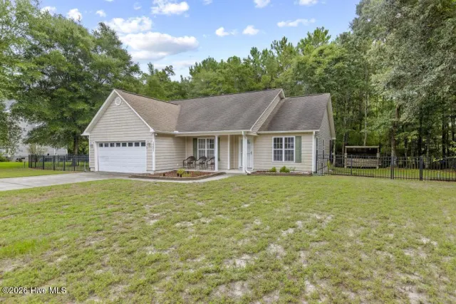 1731 Chadwick Shores Drive, Sneads Ferry, NC 28460