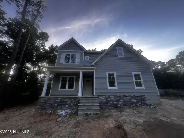 1816 E Indiana Avenue, Southern Pines, NC 28388