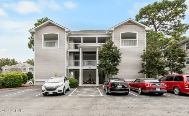 3030 Marsh Winds Circle Unit 205, Southport, NC 28461