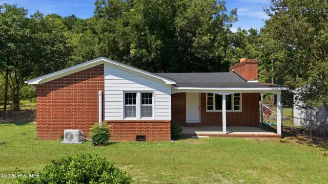 901 E Nash Street, Spring Hope, NC 27882