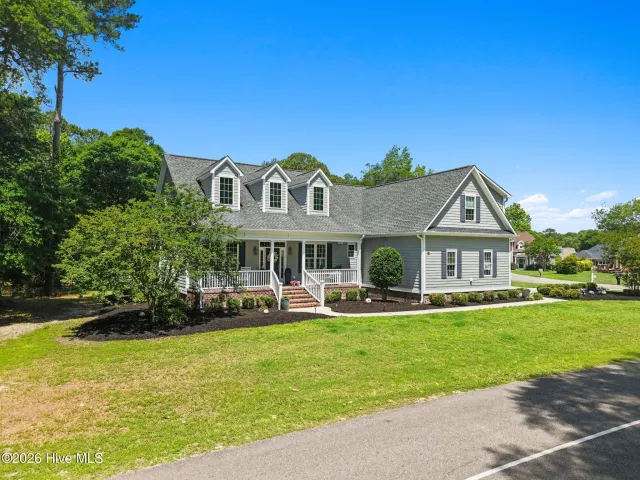 927 Green Pointe Drive, Sunset Beach, NC 28468