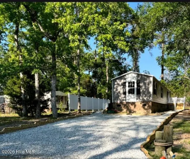 232 Lake Drive SW, Supply, NC 28462