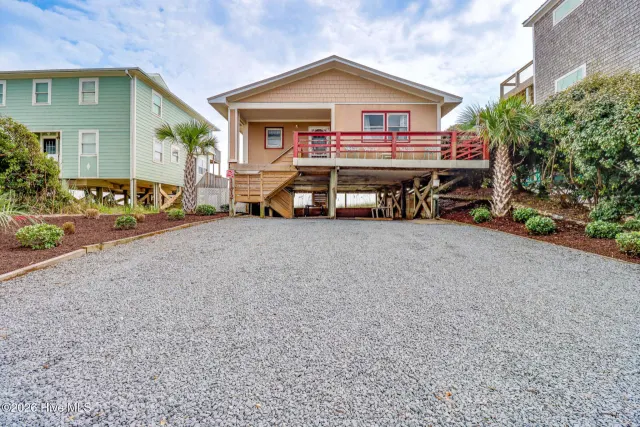 1112 N Shore Drive, Surf City, NC 28445