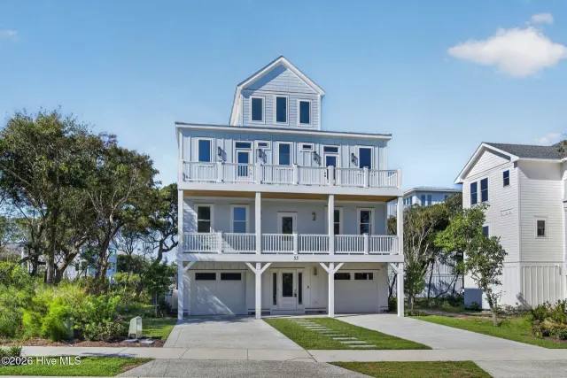 55 Accolade Drive, Surf City, NC 28445