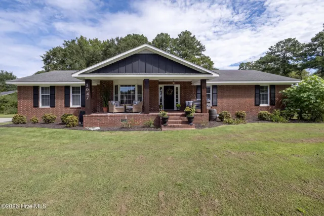 3047 Bridle Path, Trent Woods, NC 28562