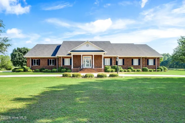 506 Lake Shore Drive, Warsaw, NC 28398