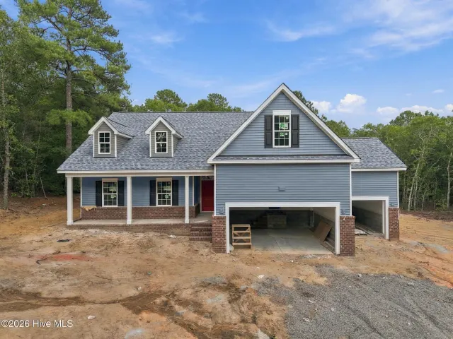 125 Hidden Pines Way, West End, NC 27376