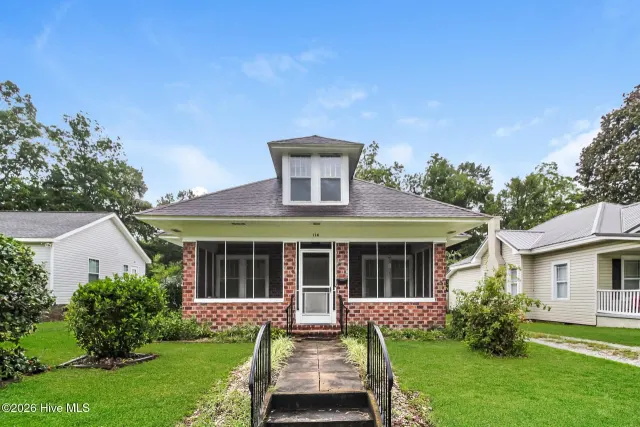114 E Clay Street, Whiteville, NC 28472