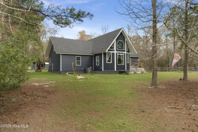 259 Heathers Folly Road, Willard, NC 28478