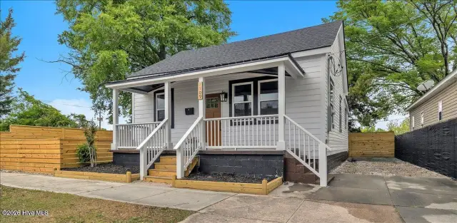 1109 Dock Street, Wilmington, NC 28401