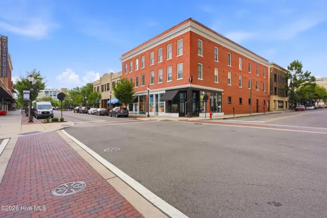 304 N Front Street Apt E, Wilmington, NC 28401