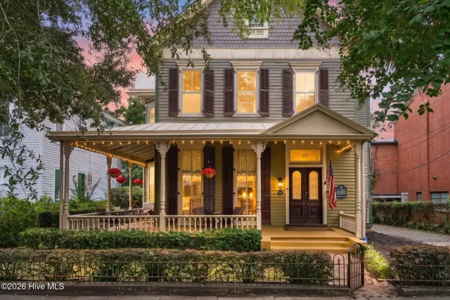 322 S 5th Avenue, Wilmington, NC 28401