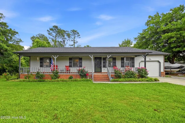 326 Shamrock Drive, Wilmington, NC 28409