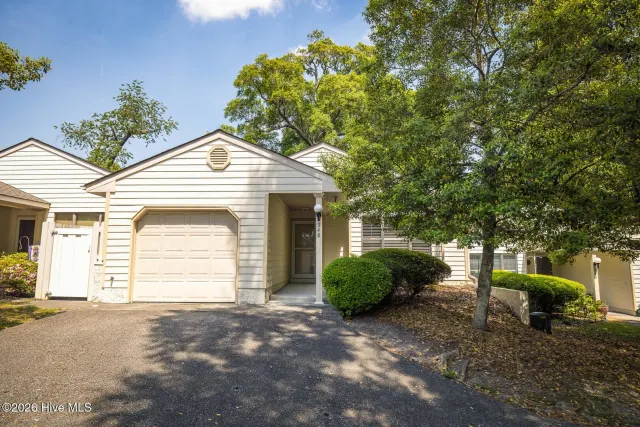 948 Birch Creek Drive, Wilmington, NC 28403