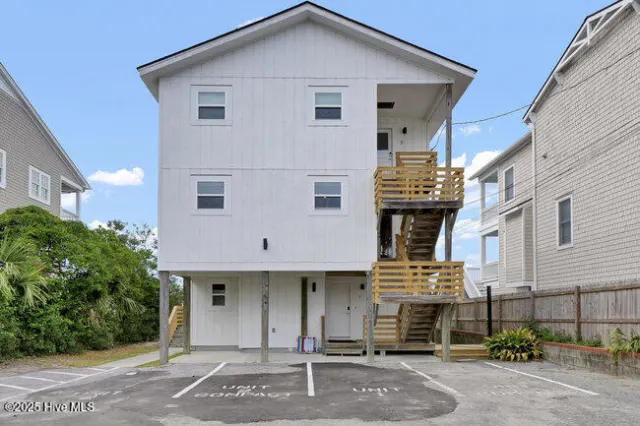 9 W Atlanta Street 3, Wrightsville Beach, NC 28480