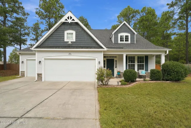 1140 Whitney Drive, Aberdeen, NC 28315