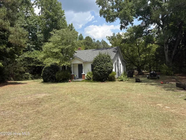 12905 Us 15-501 Highway N 12905, Aberdeen, NC 28315