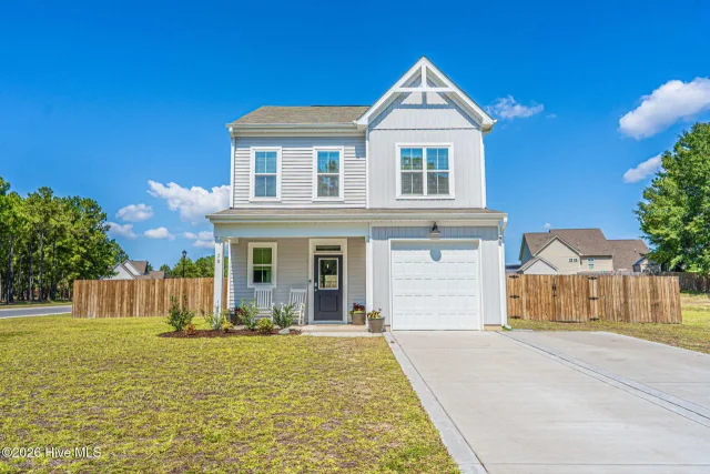 70 Walkabout Drive, Aberdeen, NC 28315