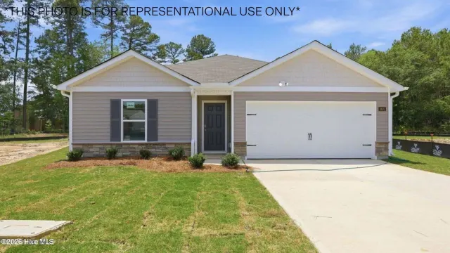 3922 Pasture Lane, Ayden, NC 28513