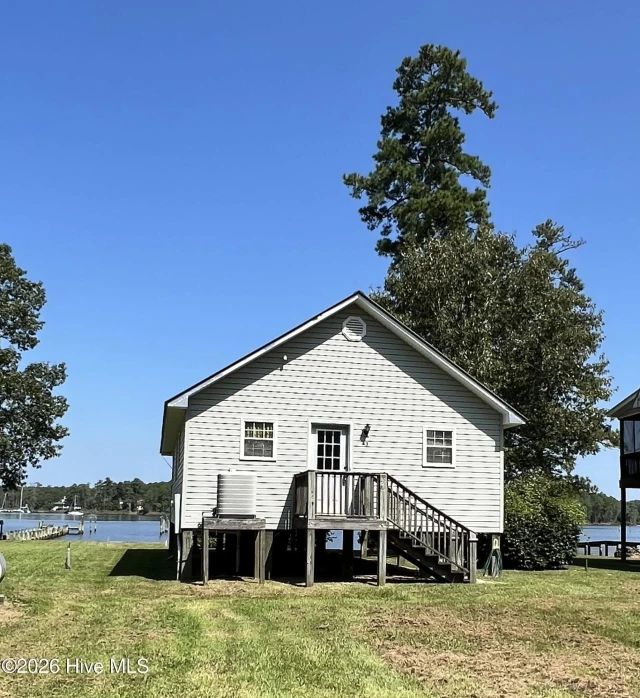 201 Barnes-Foster Loop Road, Belhaven, NC 27810