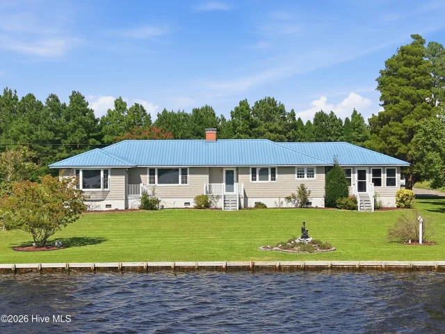 835 Foreman Lane, Belhaven, NC 27810