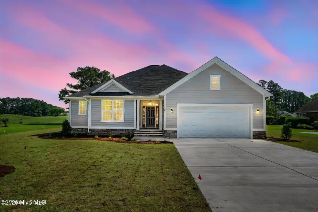 136 S Middleton Drive NW, Calabash, NC 28467