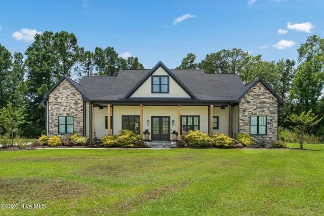 9442 Old Salem Way NW, Calabash, NC 28467