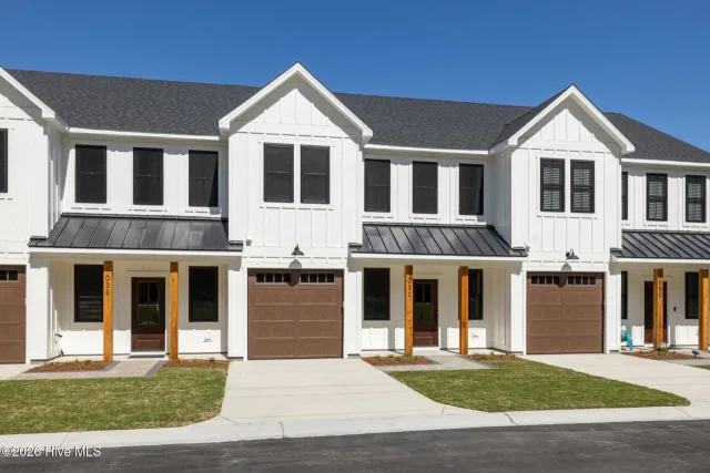 107 Star Lake Circle C, Cape Carteret, NC 28584