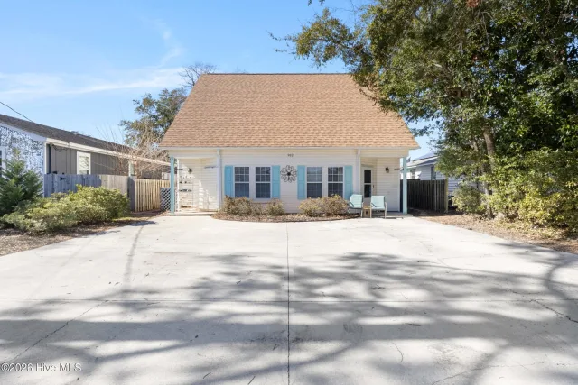 902 Fifth Street S A & B, Carolina Beach, NC 28428