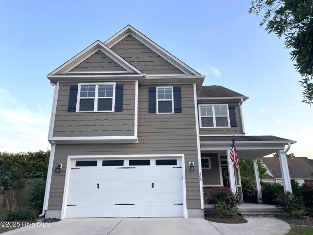 208 Abaco Drive W, Cedar Point, NC 28584