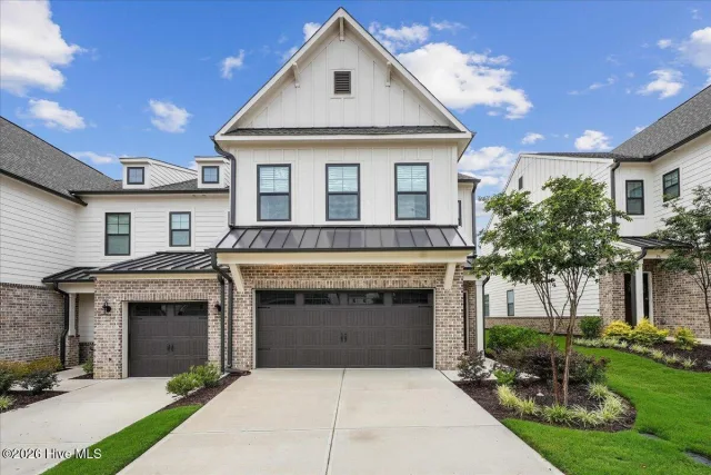 102 Paperwhite Place 225, Clayton, NC 27527
