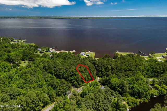 114 73 Spindrift Trail, Elizabeth City, NC 27909