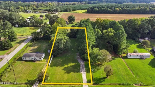 404 Pasquotank Station Road, Elizabeth City, NC 27909