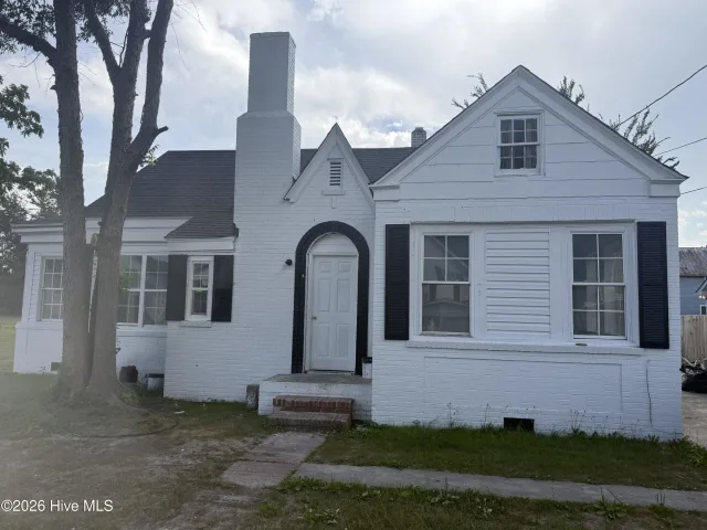 421 Perry Street, Elizabeth City, NC 27909