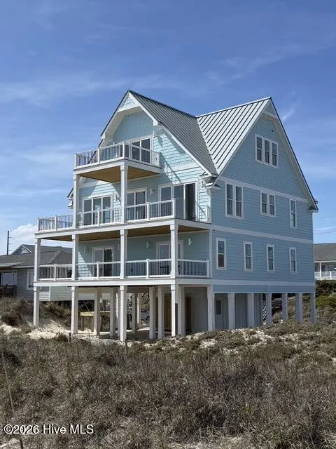 601 Ocean Drive ., Emerald Isle, NC 28594