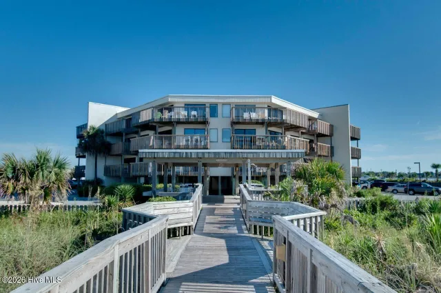 9100 Reed Drive 1301, Emerald Isle, NC 28594