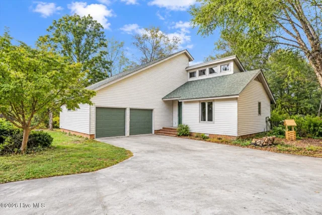 105 Pinehaven Court, Goldsboro, NC 27534