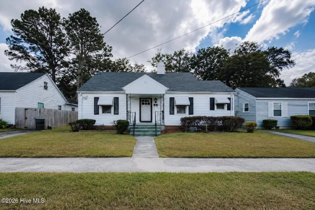 1105 Colonial Avenue, Greenville, NC 27834